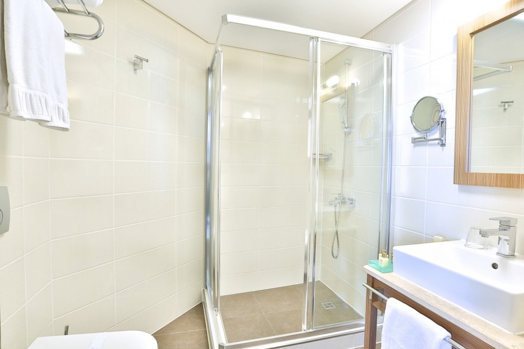 Hotel Momento - Special Class 9