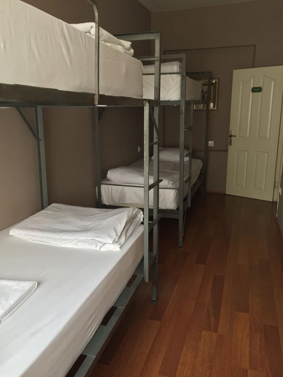 Nobel Hostel Guesthouse 21