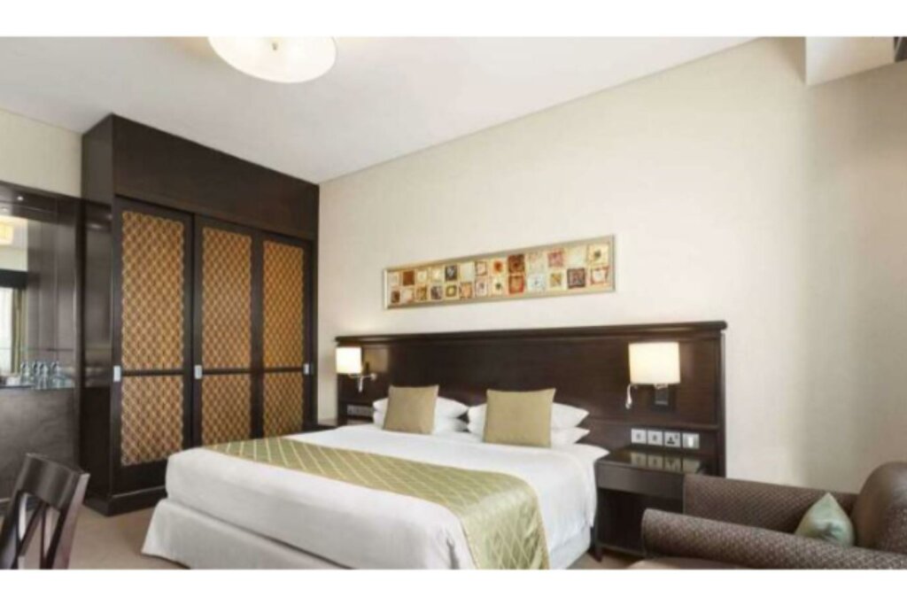 Crowne Plaza Dubai Jumeirah, an IHG Hotel 10