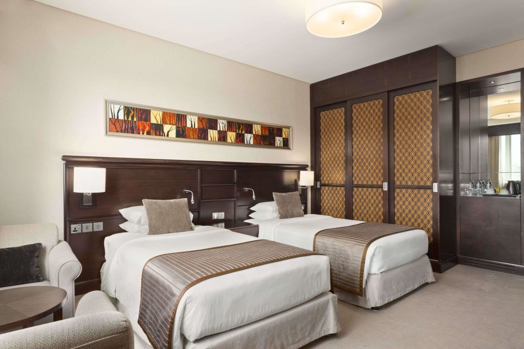 Crowne Plaza Dubai Jumeirah, an IHG Hotel 11