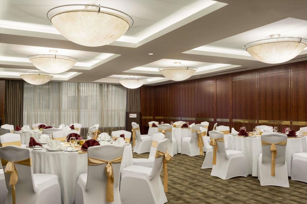 Crowne Plaza Dubai Jumeirah, an IHG Hotel 19