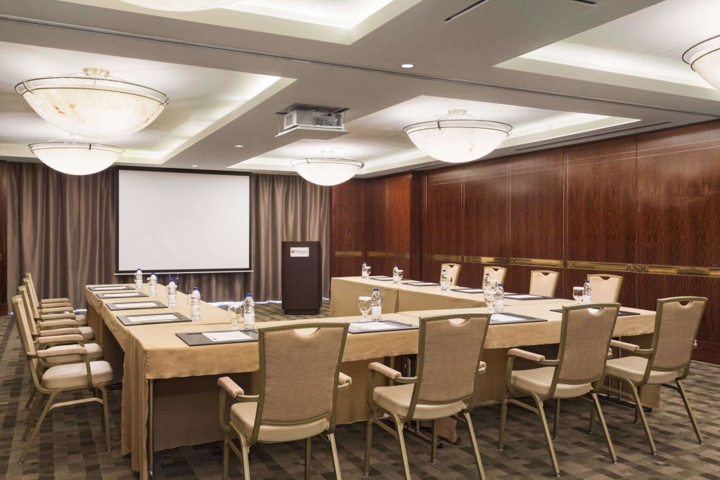 Crowne Plaza Dubai Jumeirah, an IHG Hotel 20