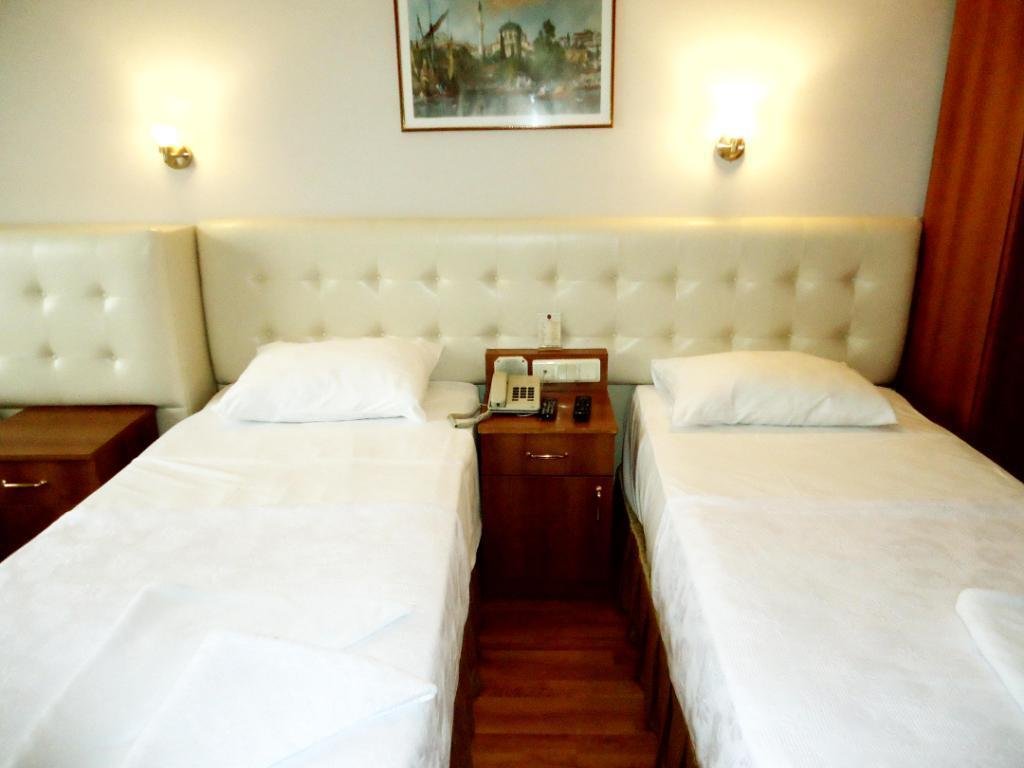 Sembol Hotel 4