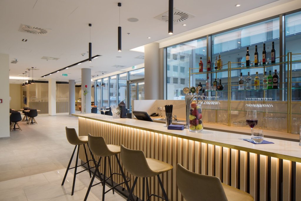 Verdi Grand Hotel 12