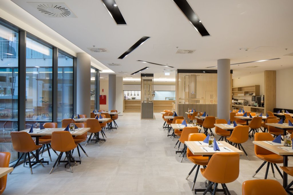 Verdi Grand Hotel 16
