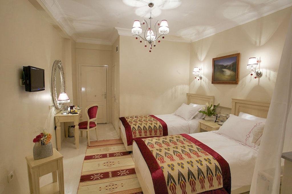 Divas Hotel 8