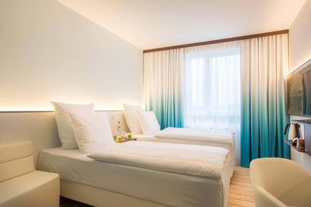 Comfort Hotel Frankfurt Airport West 24