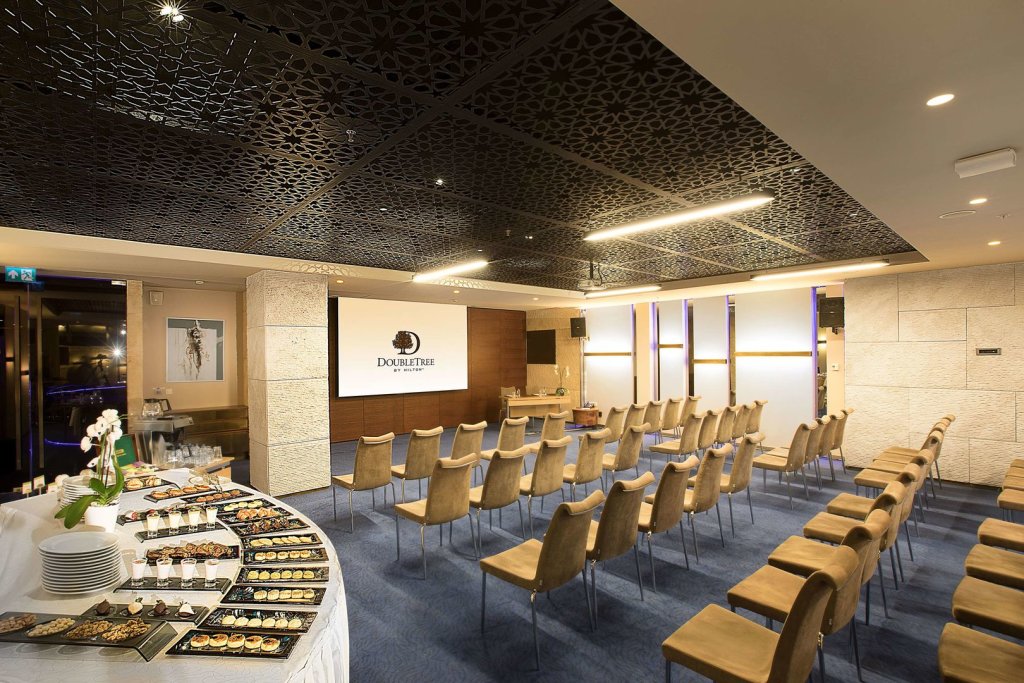 Doubletree By Hilton Istanbul Old Town 18
