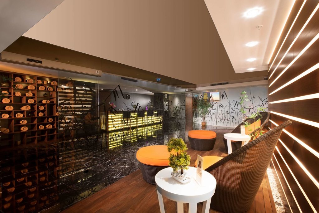 Doubletree By Hilton Istanbul Old Town 24