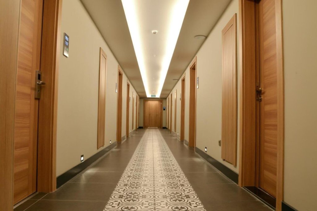 Valens Hotel Downtown 20