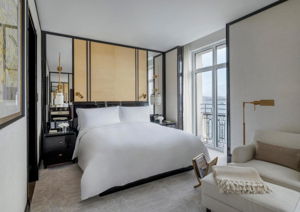 The Peninsula Istanbul 6