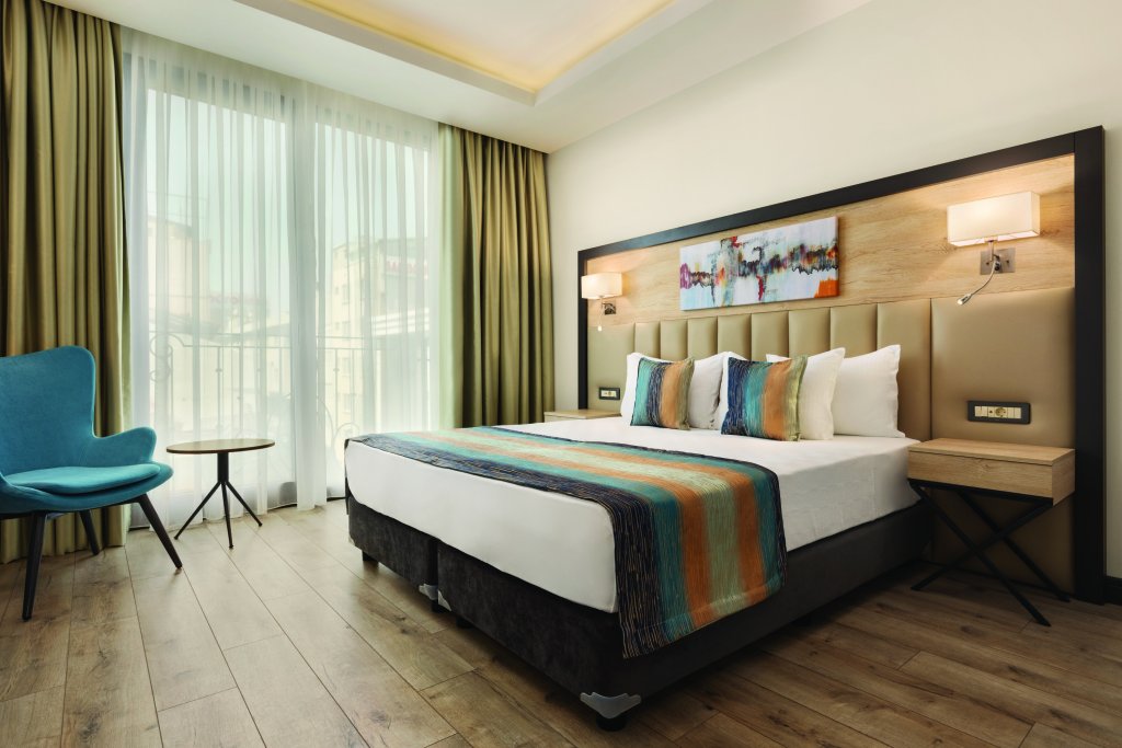 Ramada Encore By Wyndham Istanbul Basin Express 3