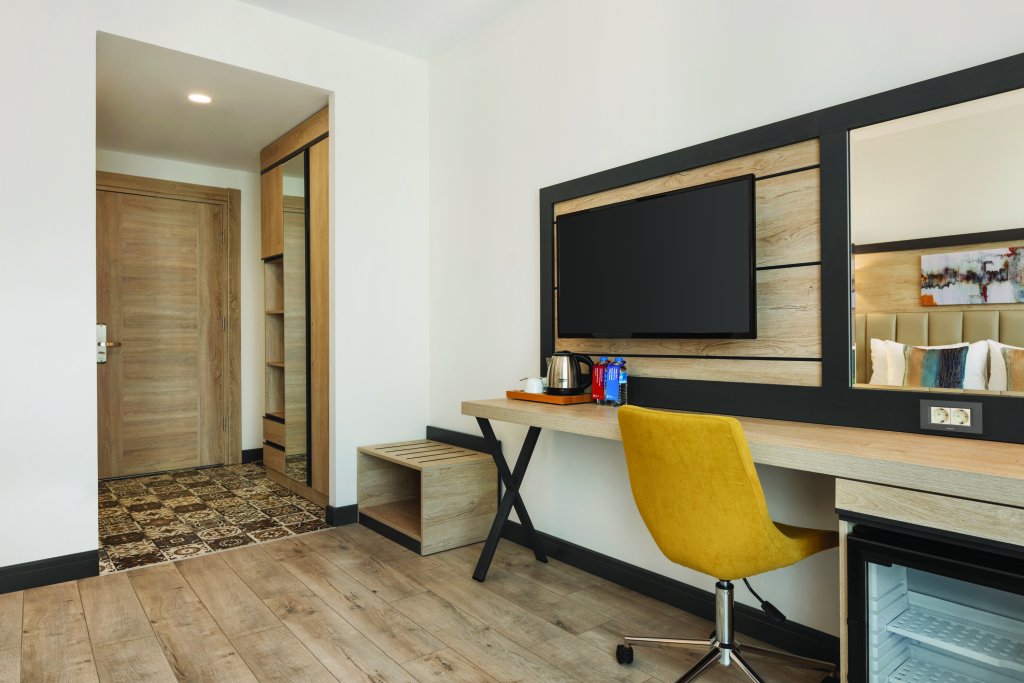 Ramada Encore By Wyndham Istanbul Basin Express 4