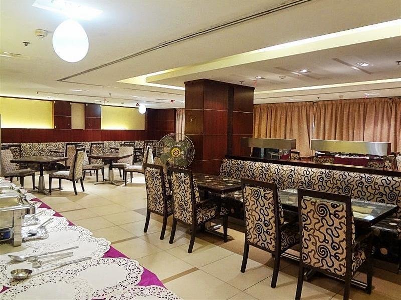 Dolphin Hotel Apartments 23