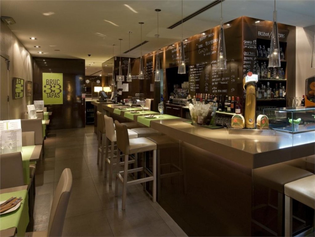 Hotel Constanza 13