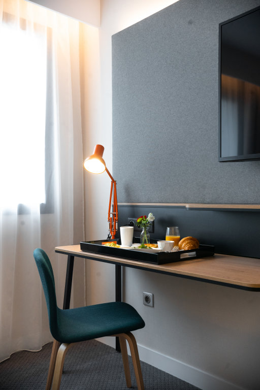 Holiday Inn Paris CDG Airport, an IHG Hotel 11