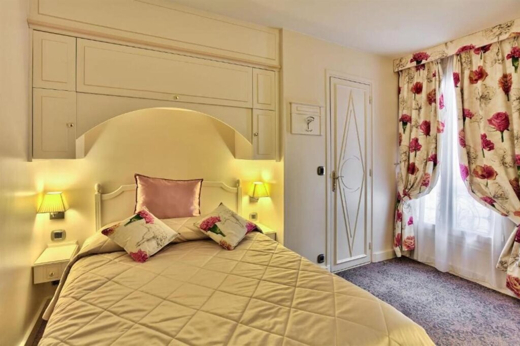 Hotel Queen Mary Paris 1