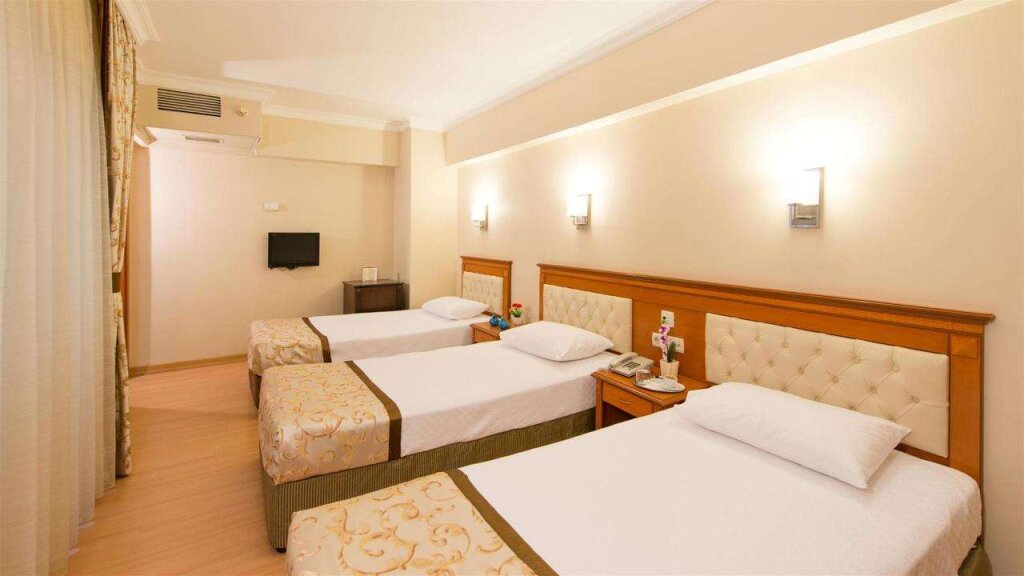 Prestige Hotel Old City 7