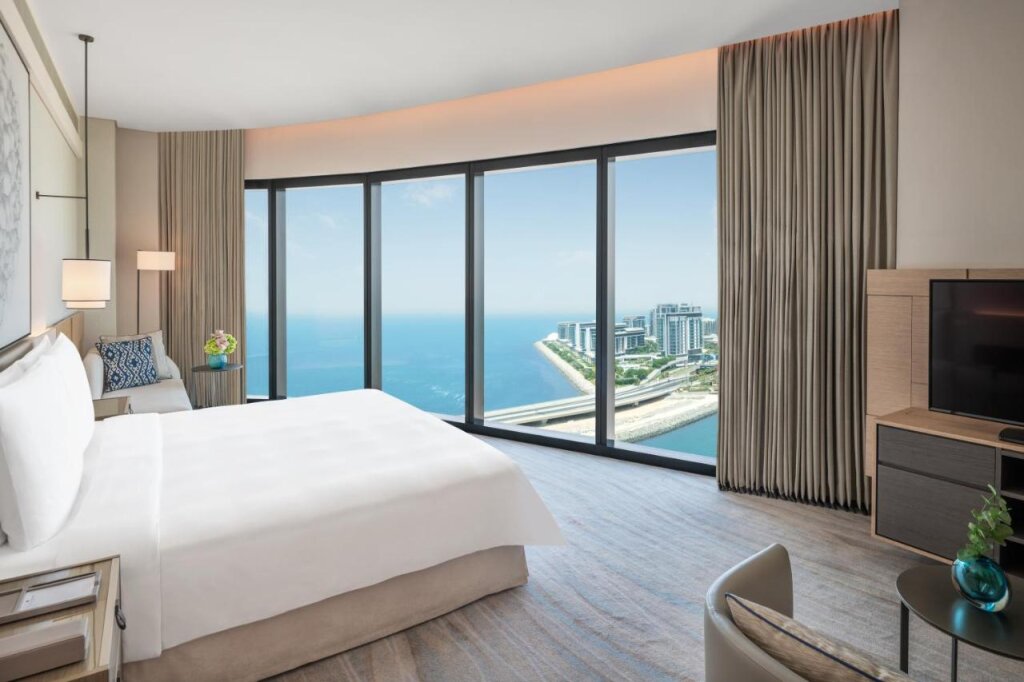 Address Beach Resort 2