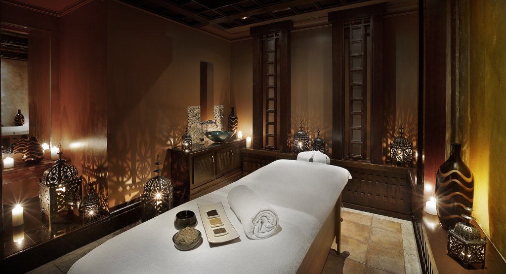 Habtoor Grand Resort, Autograph Collection 18