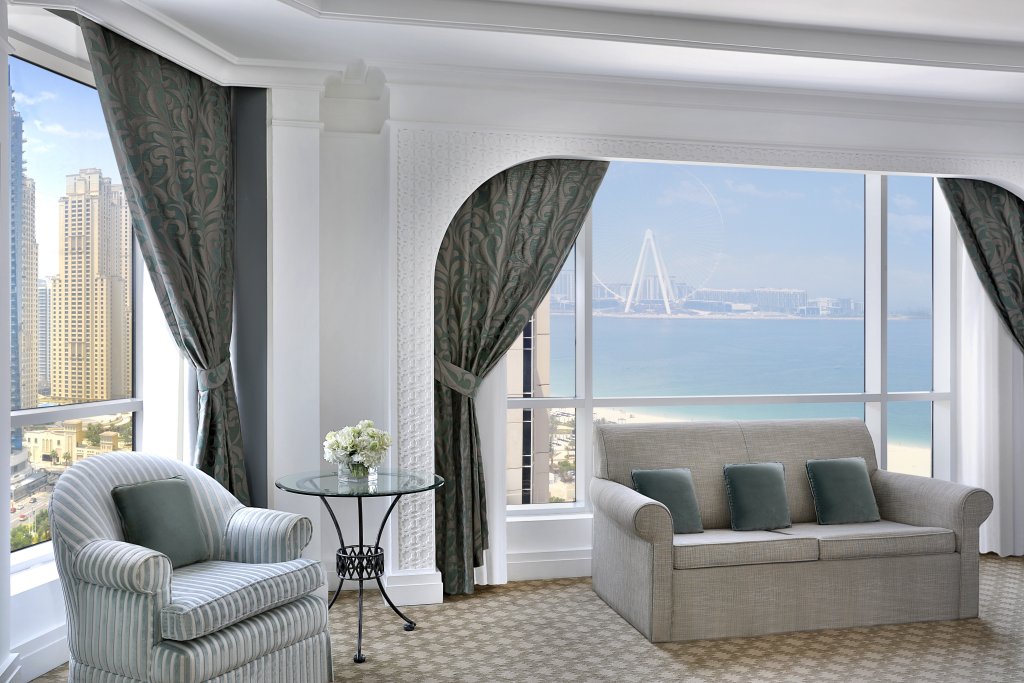 Habtoor Grand Resort, Autograph Collection 4