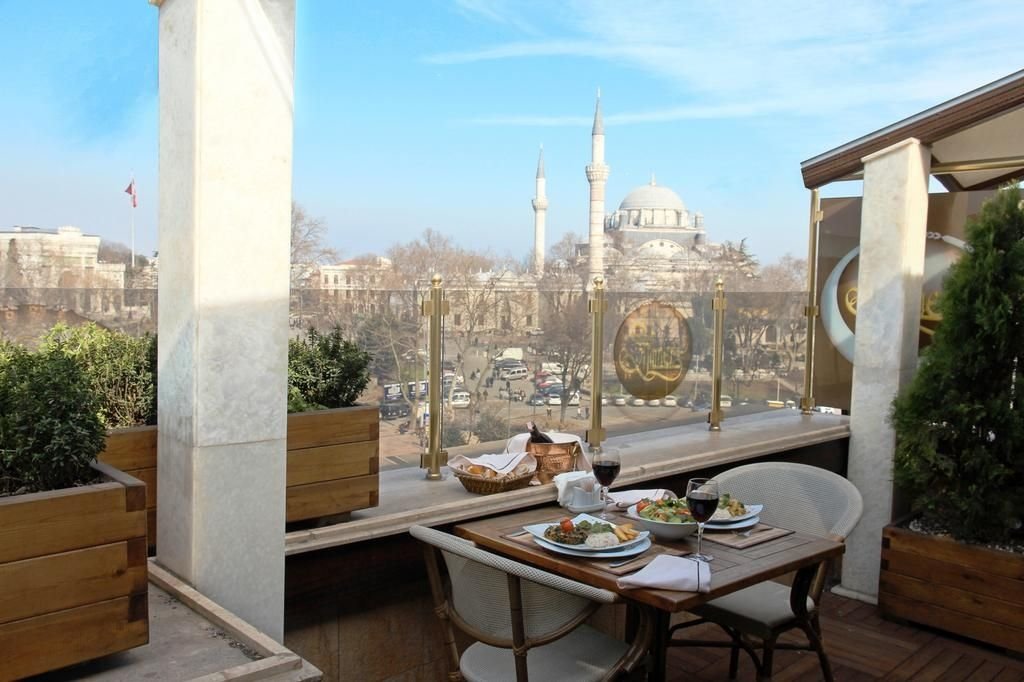 Edition Old City Hotel 8