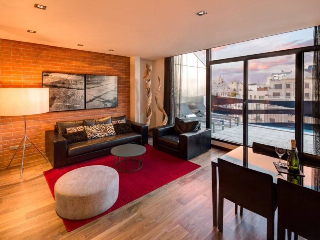 Suites Avenue 12