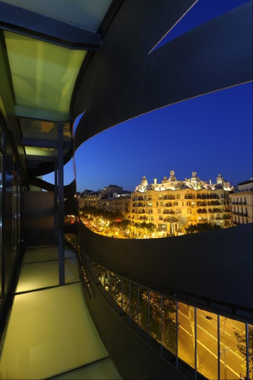 Suites Avenue 9