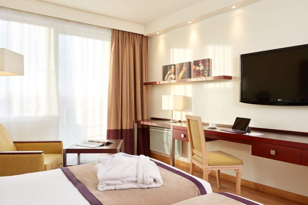 Zenitude Relais & Spa - Paris Charles de Gaulle 1