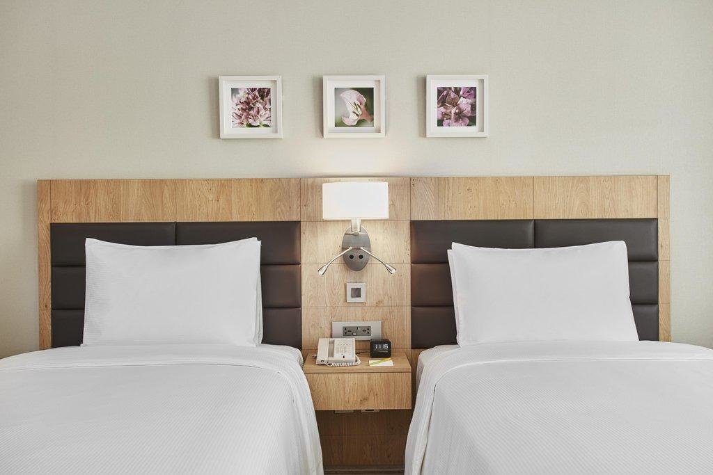 Hilton Garden Inn Dubai Mall Of The Emirates 5