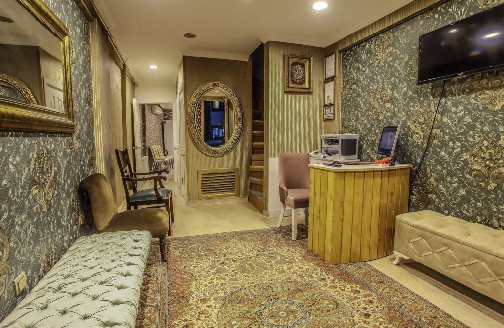Walnut Shell Hotel 2