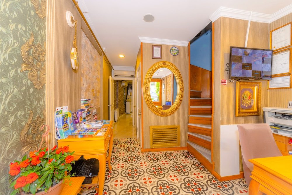 Walnut Shell Hotel 24