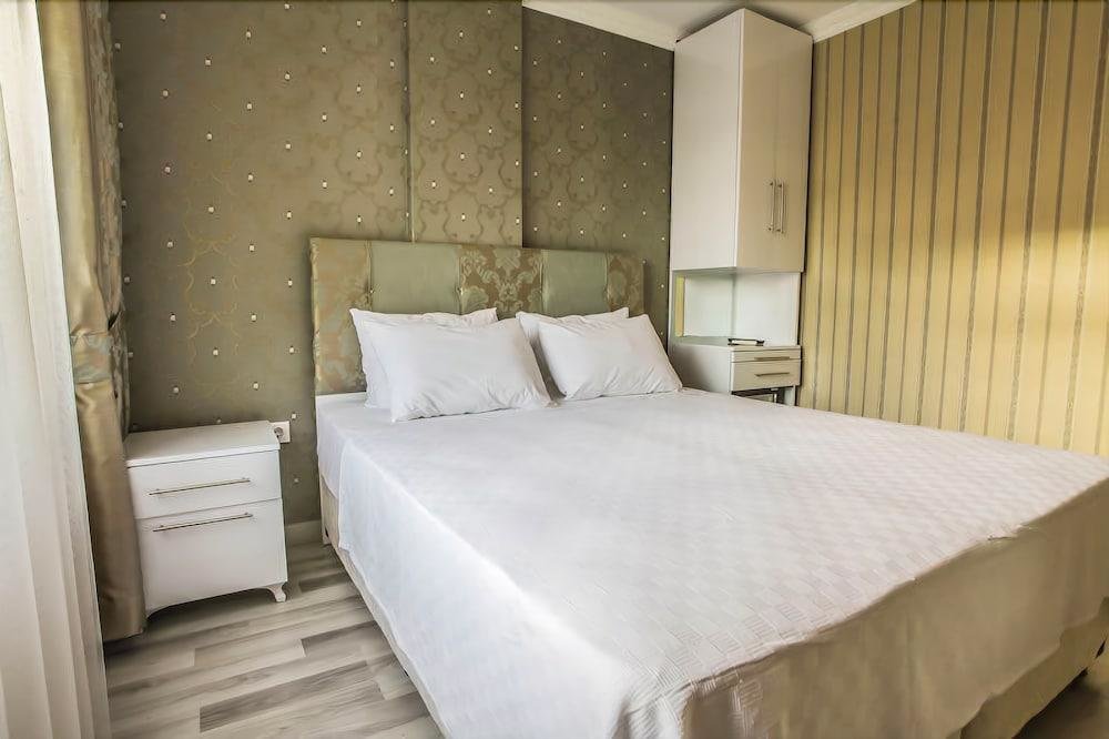 Walnut Shell Hotel 6