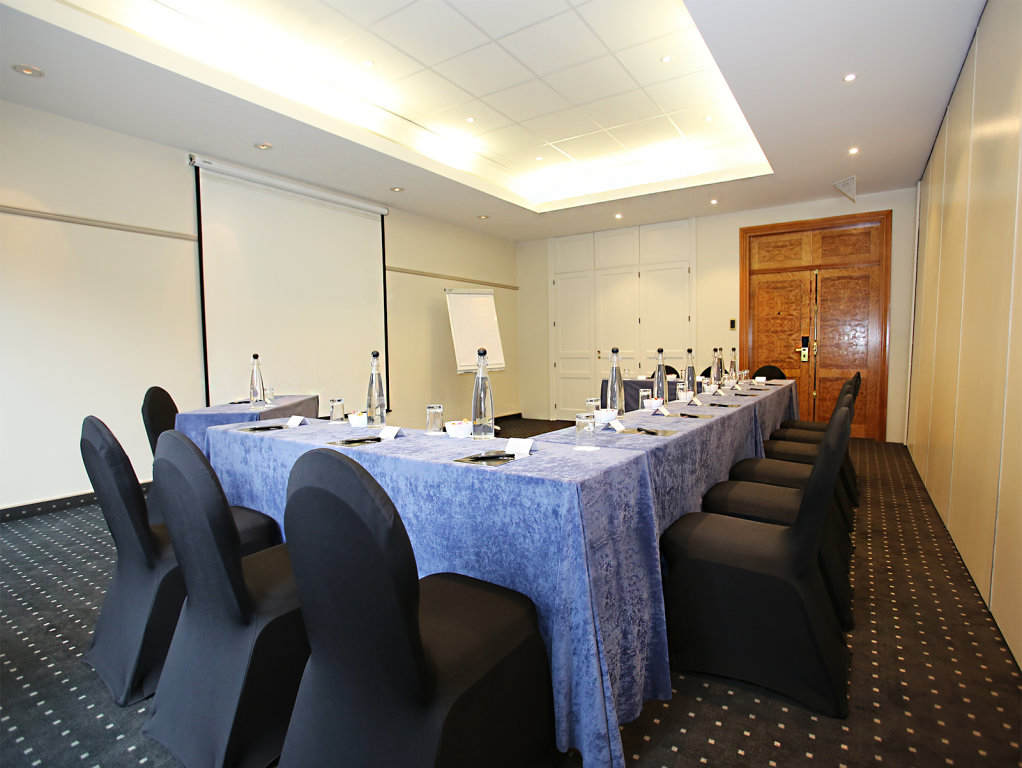 Millennium Hotel Paris Charles de Gaulle 16