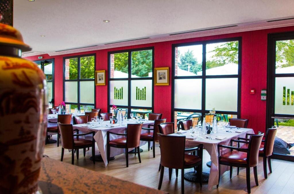 Millennium Hotel Paris Charles de Gaulle 3