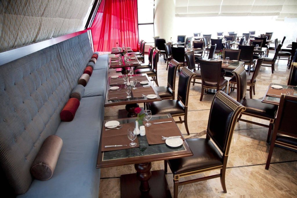 Grand Excelsior Hotel Al Barsha 11