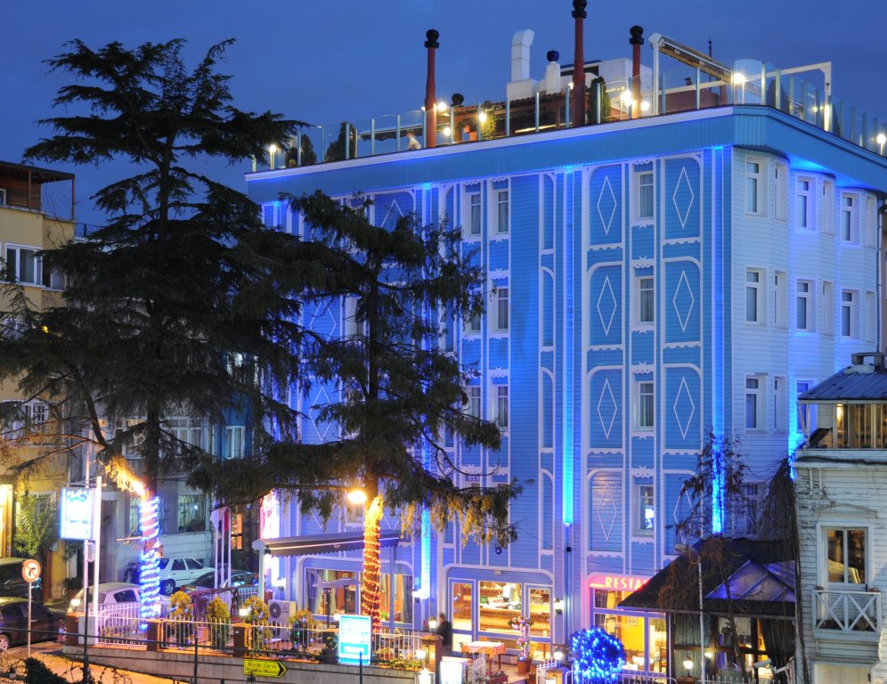 Blue House Hotel 1