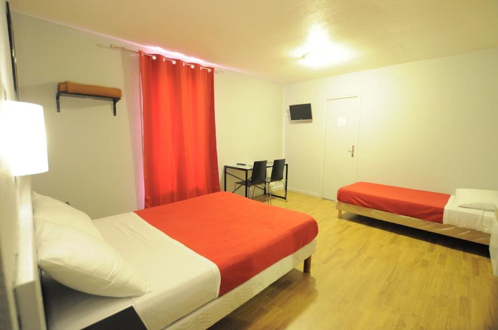 Hipotel Paris Gambetta Republique 14