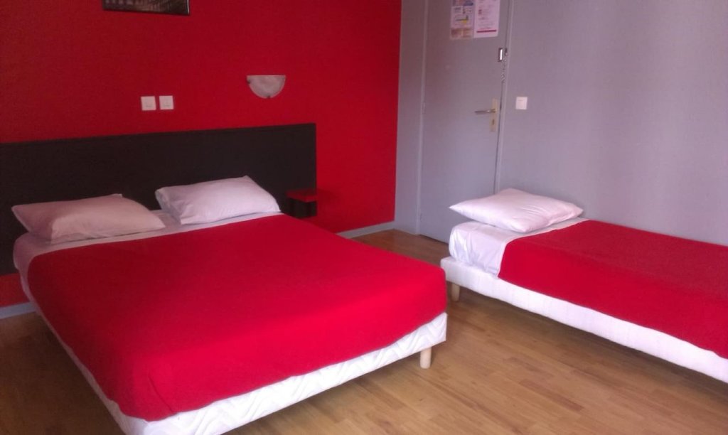 Hipotel Paris Gambetta Republique 15