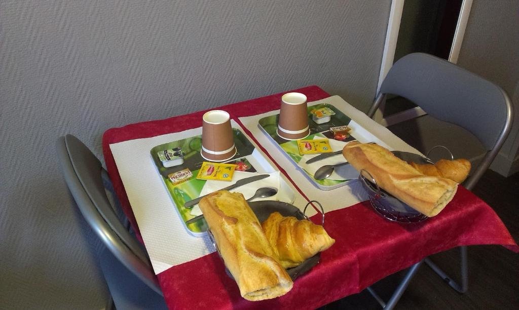 Hipotel Paris Gambetta Republique 2