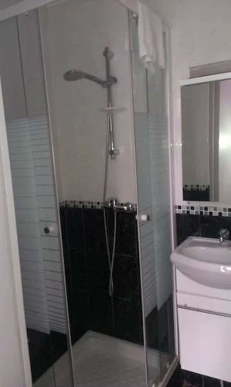 Hipotel Paris Gambetta Republique 22