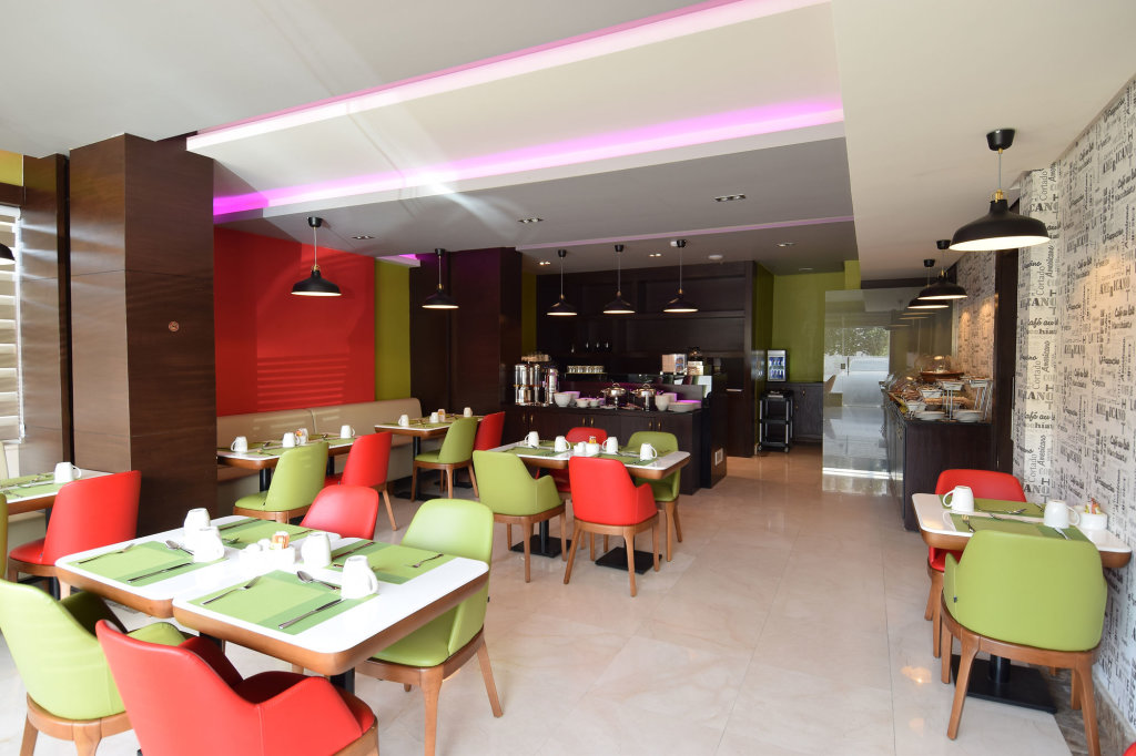 Hayat Heraa Hotel 6
