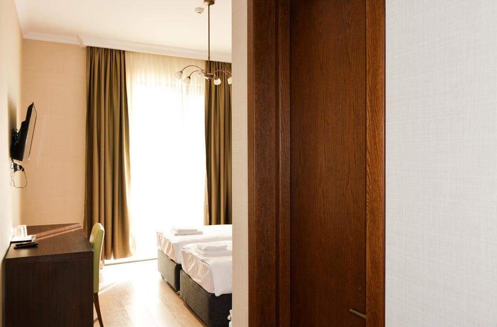 Eleon Boutique Hotel 5