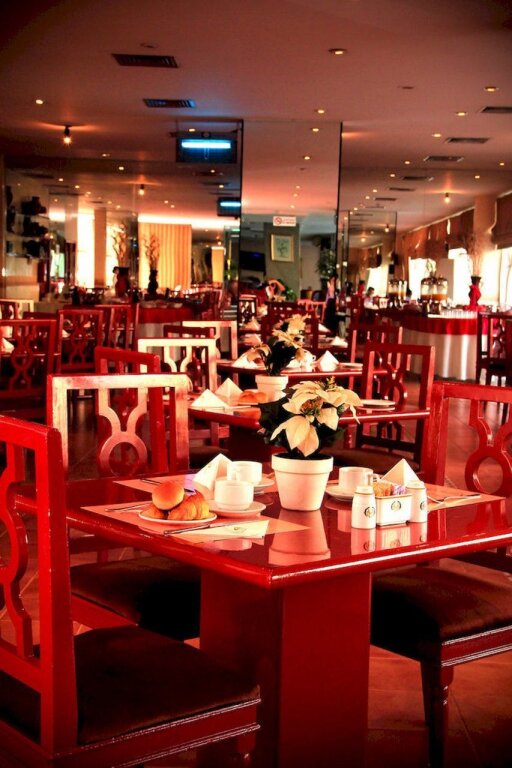 Nova Park Hotel 10
