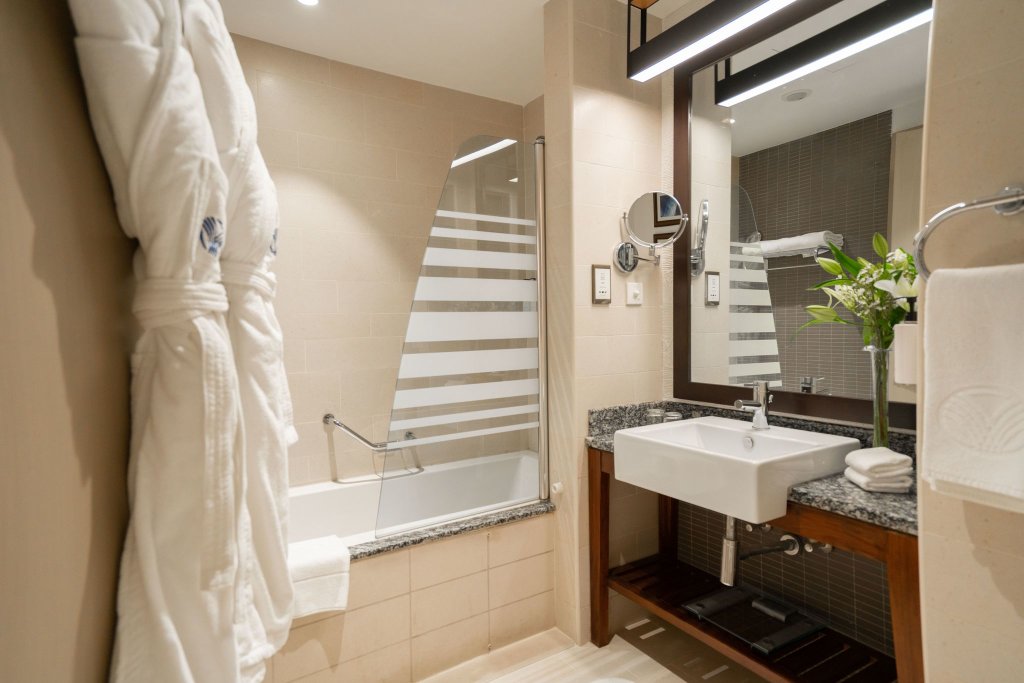 Amwaj Rotana, Jumeirah Beach 15