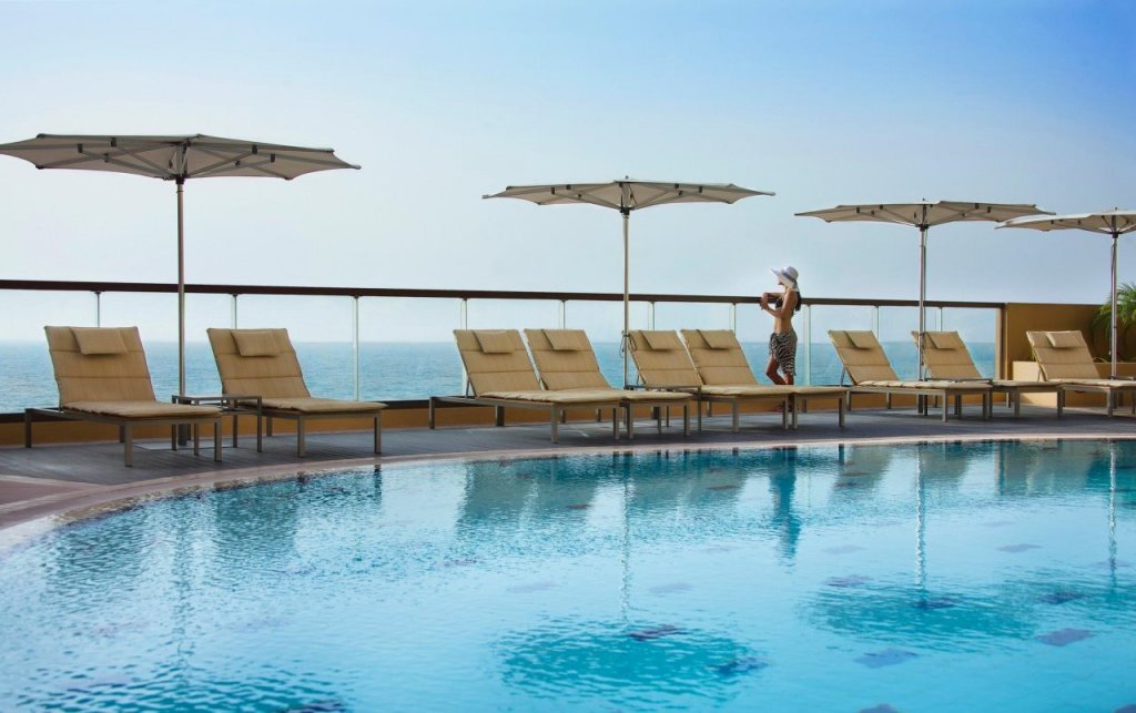 Amwaj Rotana, Jumeirah Beach 24