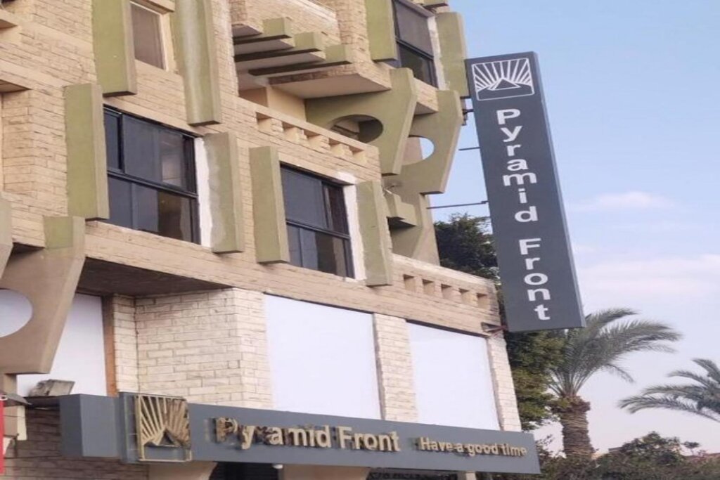 Pyramid Front Hotel 14