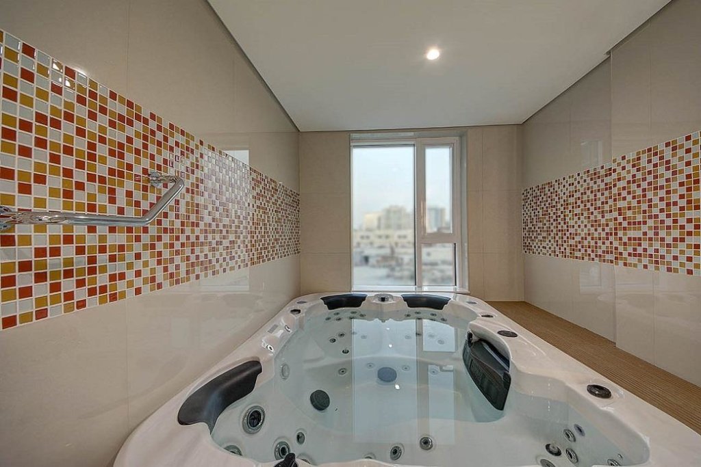 Al Khoory Atrium Hotel 23