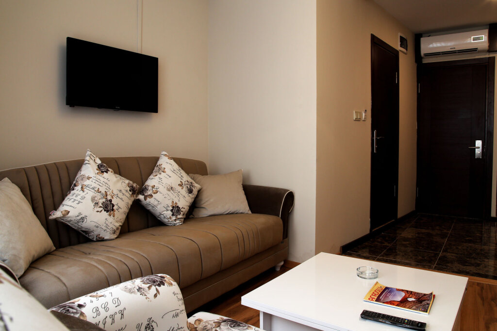 Hotel Life Room 5