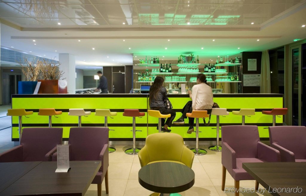 Holiday Inn Express Paris-Canal de la Villette, an IHG Hotel 2